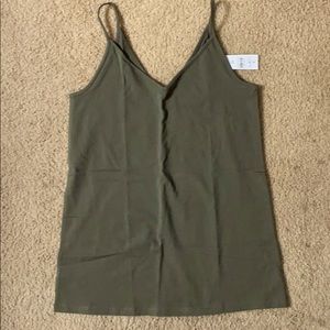LOFT tank top (M) NWT